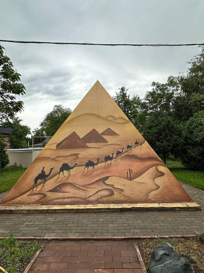 Gоlden Dragon Villa Hotel Bishkek Exterior foto
